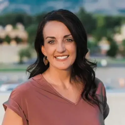 Mandi Turner